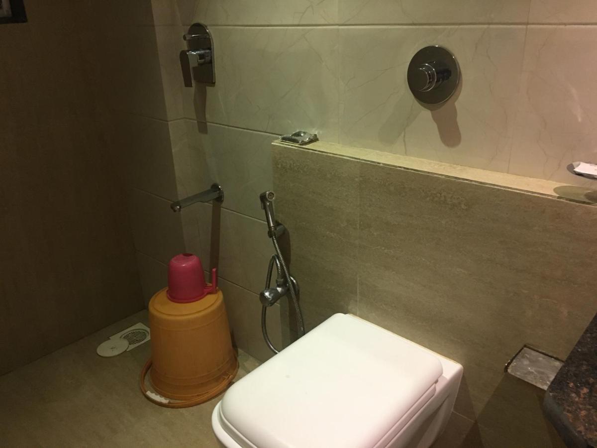 Вилла Pravasi Residency Тхане Экстерьер фото